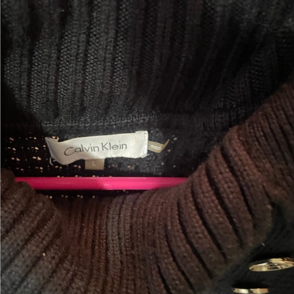 Calvin Klein sweater - Picture 3 of 4